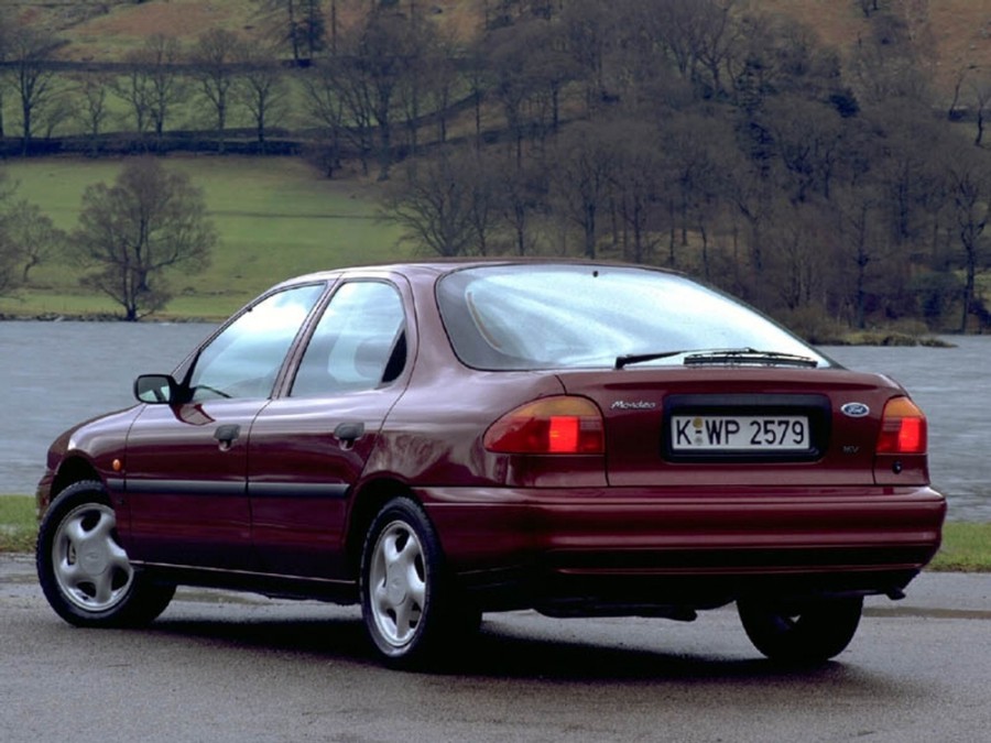 форд мондео 1996 
